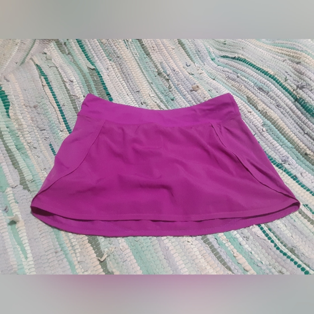 Two Fabletics active skirt bundle